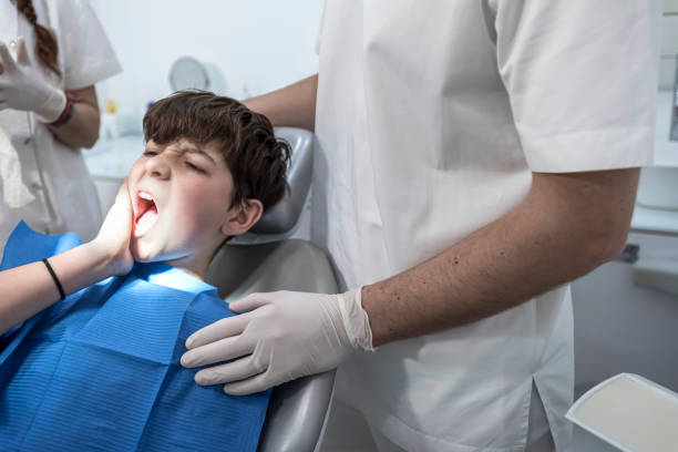 Best Weekend Emergency Dentist in Pontiac, MI
